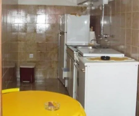 Edo 아파트 프리즈바